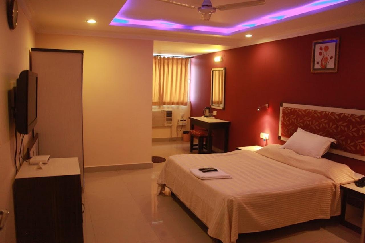 Hotel Parklane Hyderabad Exterior foto